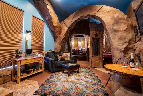 The Anniversary Inn - Boise - image 8