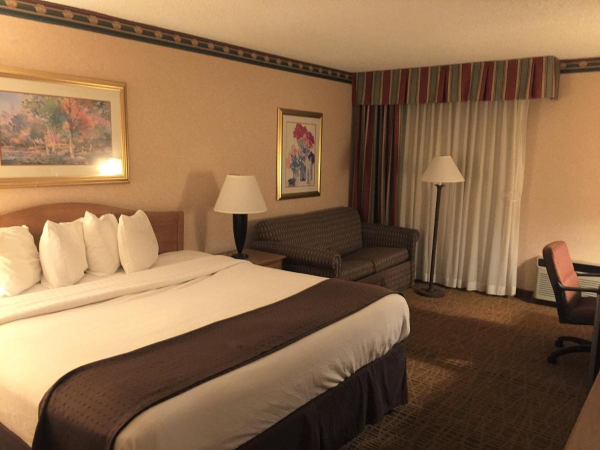 Americas Best Value Inn & Suites-Boise - main image