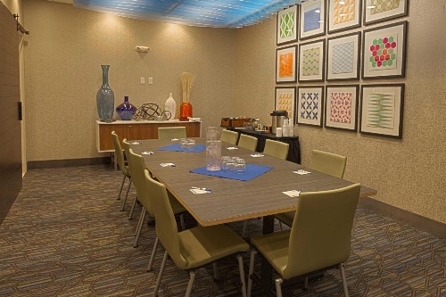 Holiday Inn Express & Suites Boise Airport an IHG Hotel - image 10