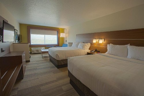 Holiday Inn Express & Suites Boise Airport an IHG Hotel - image 13