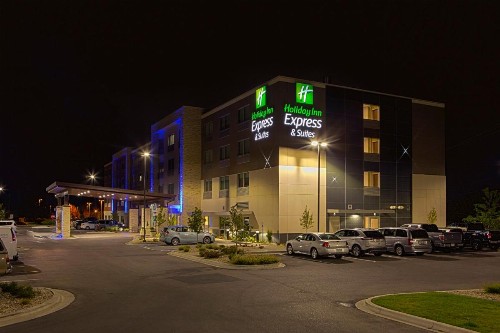 Holiday Inn Express & Suites Boise Airport an IHG Hotel - image 22