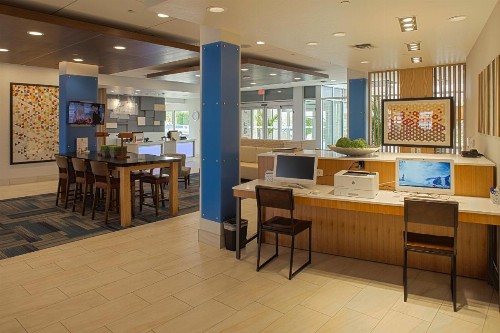Holiday Inn Express & Suites Boise Airport an IHG Hotel - image 38