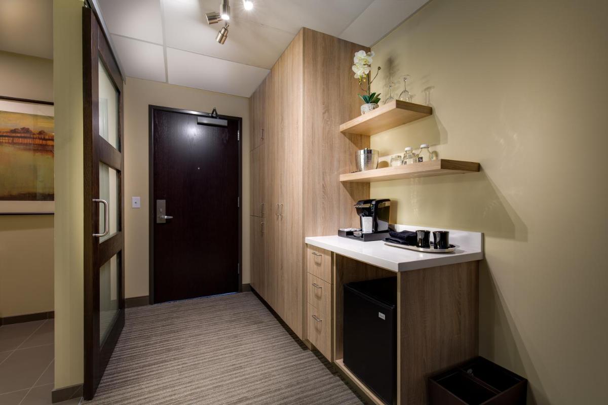 Inn at 500 Capitol - image 7