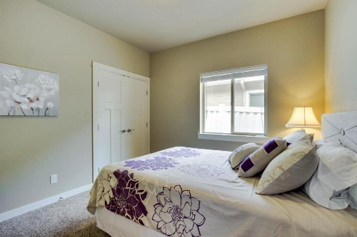 Sunglow Townhouse - image 9