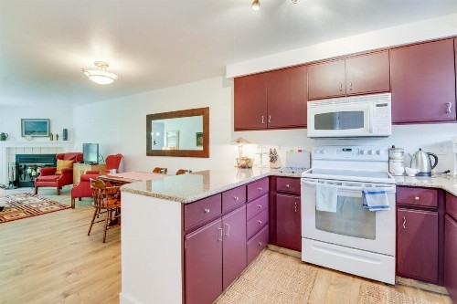 Bown Retreat - image 6