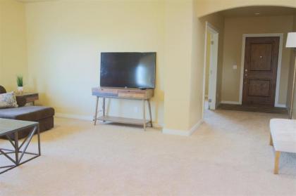 Morning Court - image 6