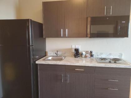 Simple Suites Boise Airport - image 6