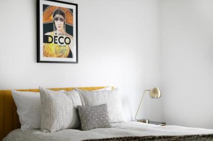 Luxury Living Near the Heart of Downtown Boise - image 5