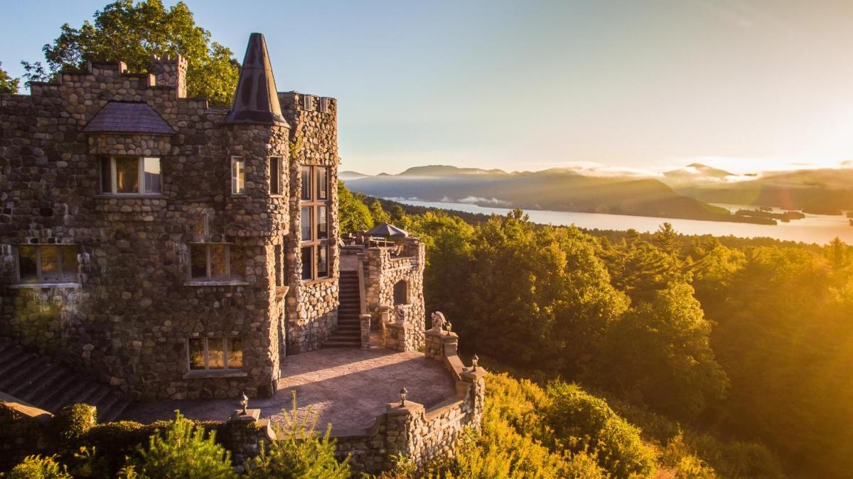 Highlands Castle - image 3