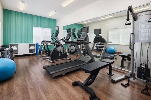 Holiday Inn Express & Suites Bonifay an IHG Hotel - image 8