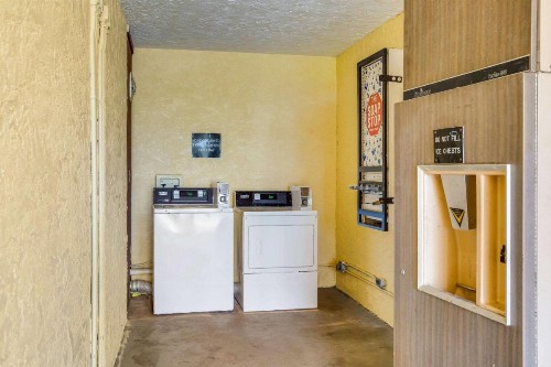Rodeway Inn - image 30