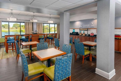 Hampton Inn Bonita Springs Naples North - image 11