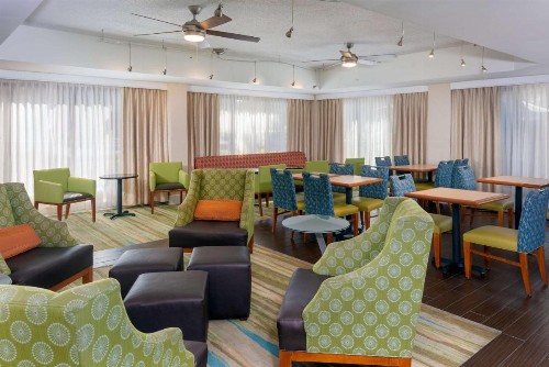 Hampton Inn Bonita Springs Naples North - image 17