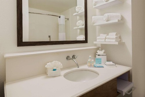 Hampton Inn Bonita Springs Naples North - image 18