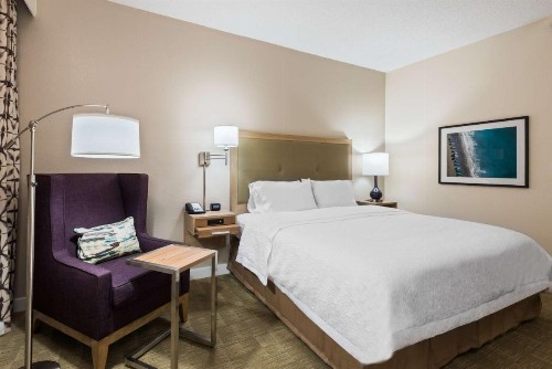Hampton Inn Bonita Springs Naples North - image 2