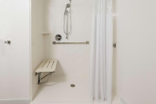 Hampton Inn Bonita Springs Naples North - image 3