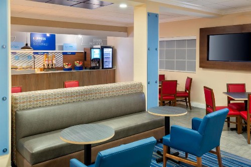 Holiday Inn Express Hotel & Suites Bonita Springs/Naples an IHG Hotel - image 24