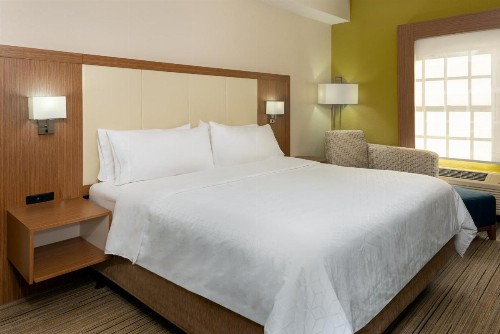 Holiday Inn Express Hotel & Suites Bonita Springs/Naples an IHG Hotel - image 25