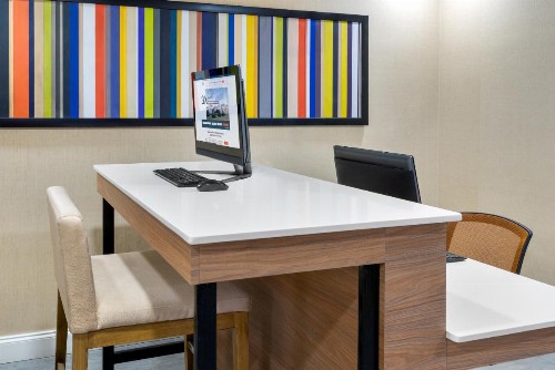 Holiday Inn Express Hotel & Suites Bonita Springs/Naples an IHG Hotel - image 42