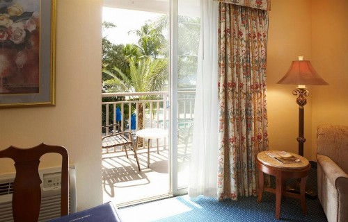 Trianon Bonita Bay Hotel - image 20