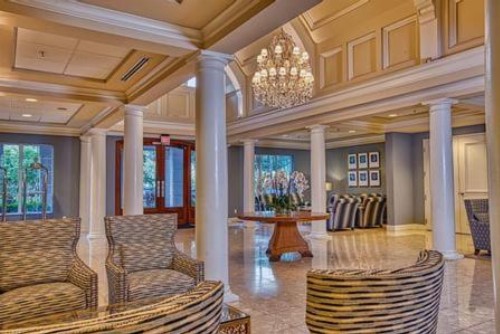 Trianon Bonita Bay Hotel - image 27