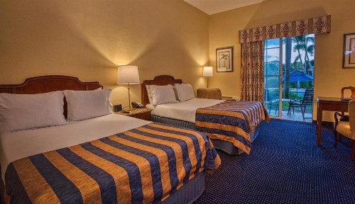 Trianon Bonita Bay Hotel - image 33