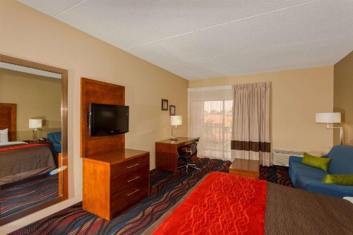 Baymont by Wyndham Bonita Springs - image 24