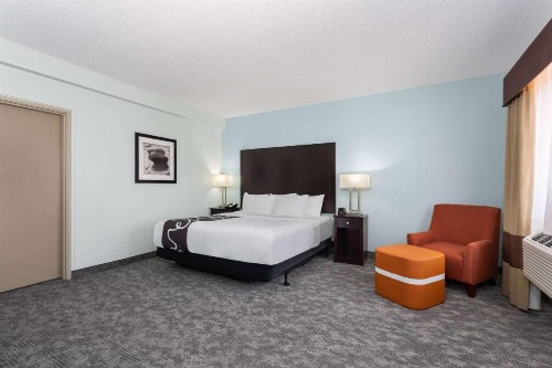 La Quinta by Wyndham Bonita Springs Naples North - image 32