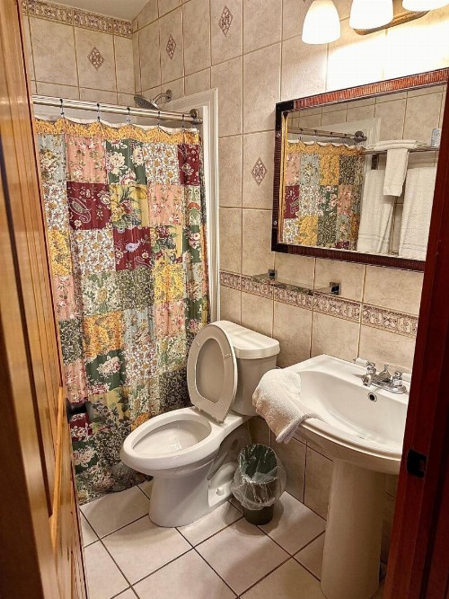 Buffalo Chip's Ranch House Motel - image 18