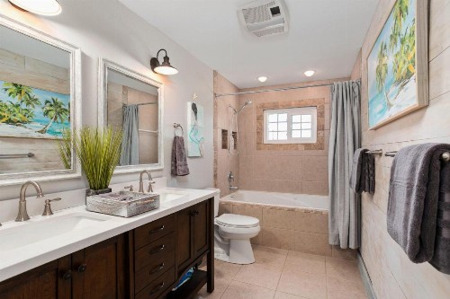 Latitude 26 Waterfront Boutique Resort - image 25