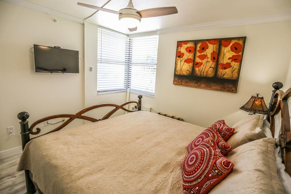Lovers Key Beach Club 202 - image 7