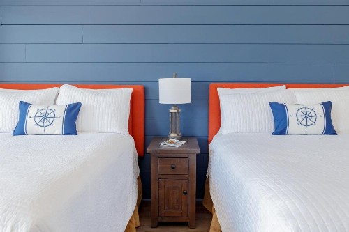 Flagship Inn - image 17