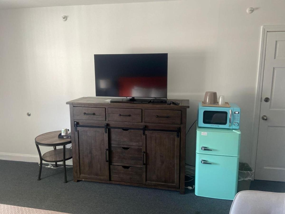 Flagship Inn - image 6