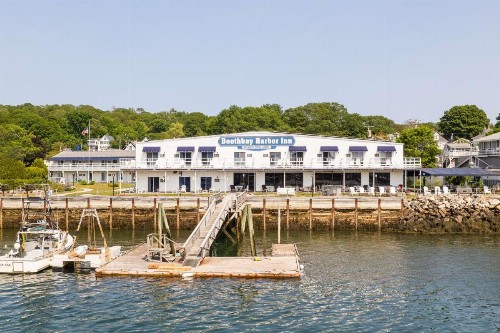 Boothbay Harbor Inn - image 12
