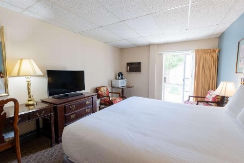 Boothbay Harbor Inn - image 16