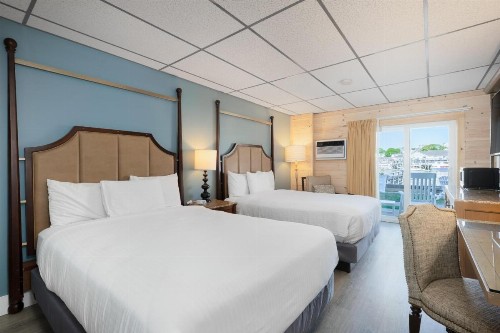 Boothbay Harbor Inn - image 33