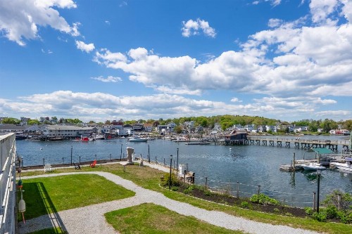 Boothbay Harbor Inn - image 49