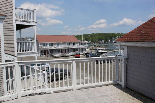 Tugboat Inn - image 9