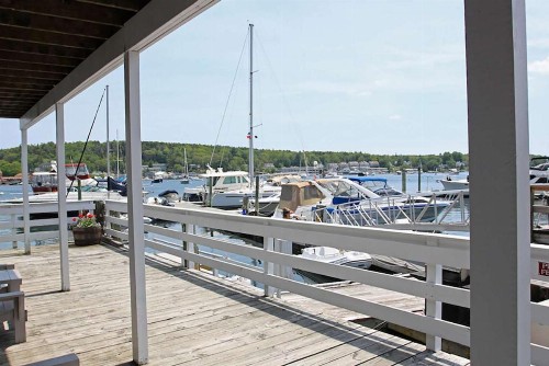 Tugboat Inn - image 5