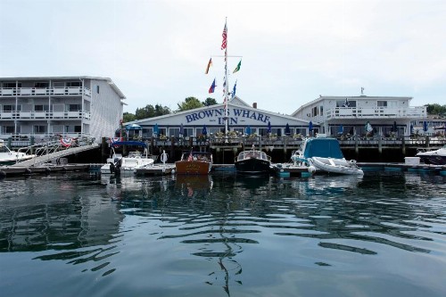 Browns Wharf Inn - image 21