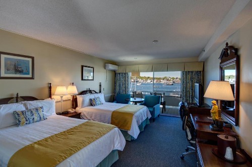 Browns Wharf Inn - image 38