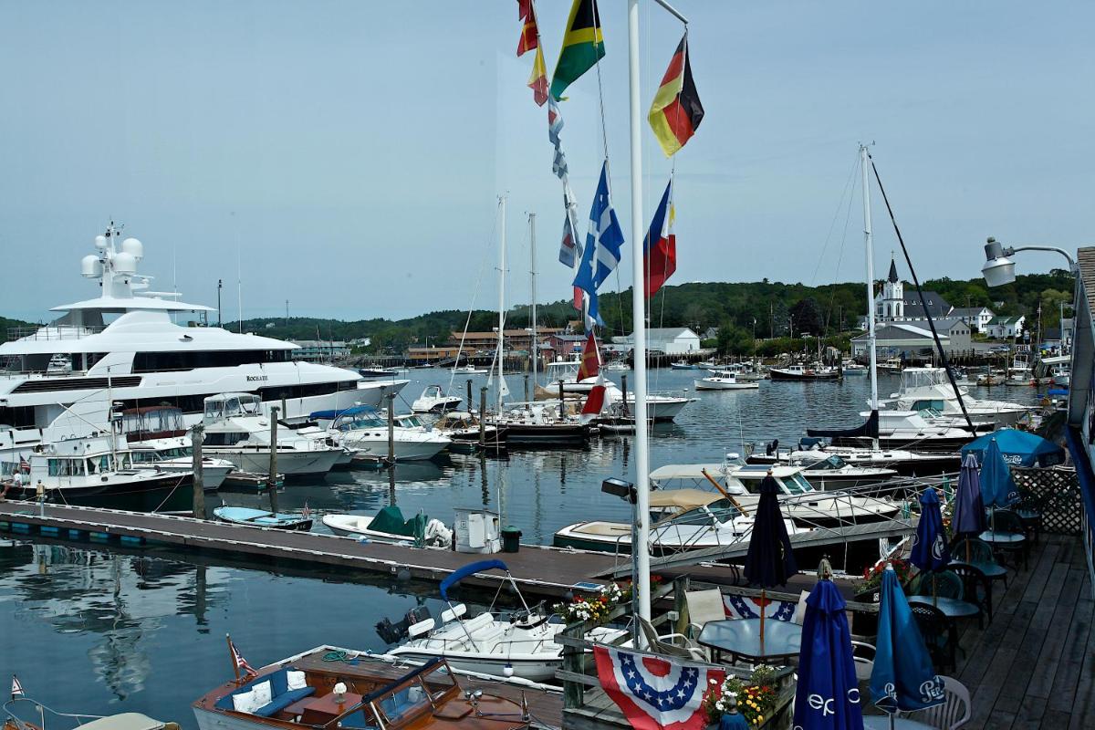 Browns Wharf Inn - image 5