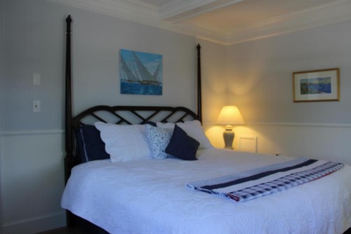 Harbor House Inn - image 14