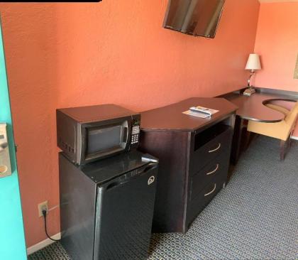 Royal Inn Borger - image 10