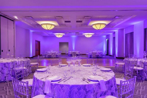 Embassy Suites Boston at Logan Airport - image 23