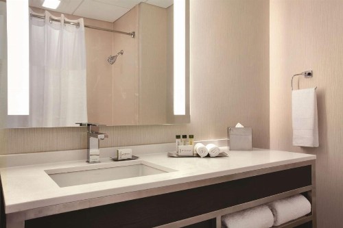 DoubleTree by Hilton Hotel Boston - Downtown - image 15