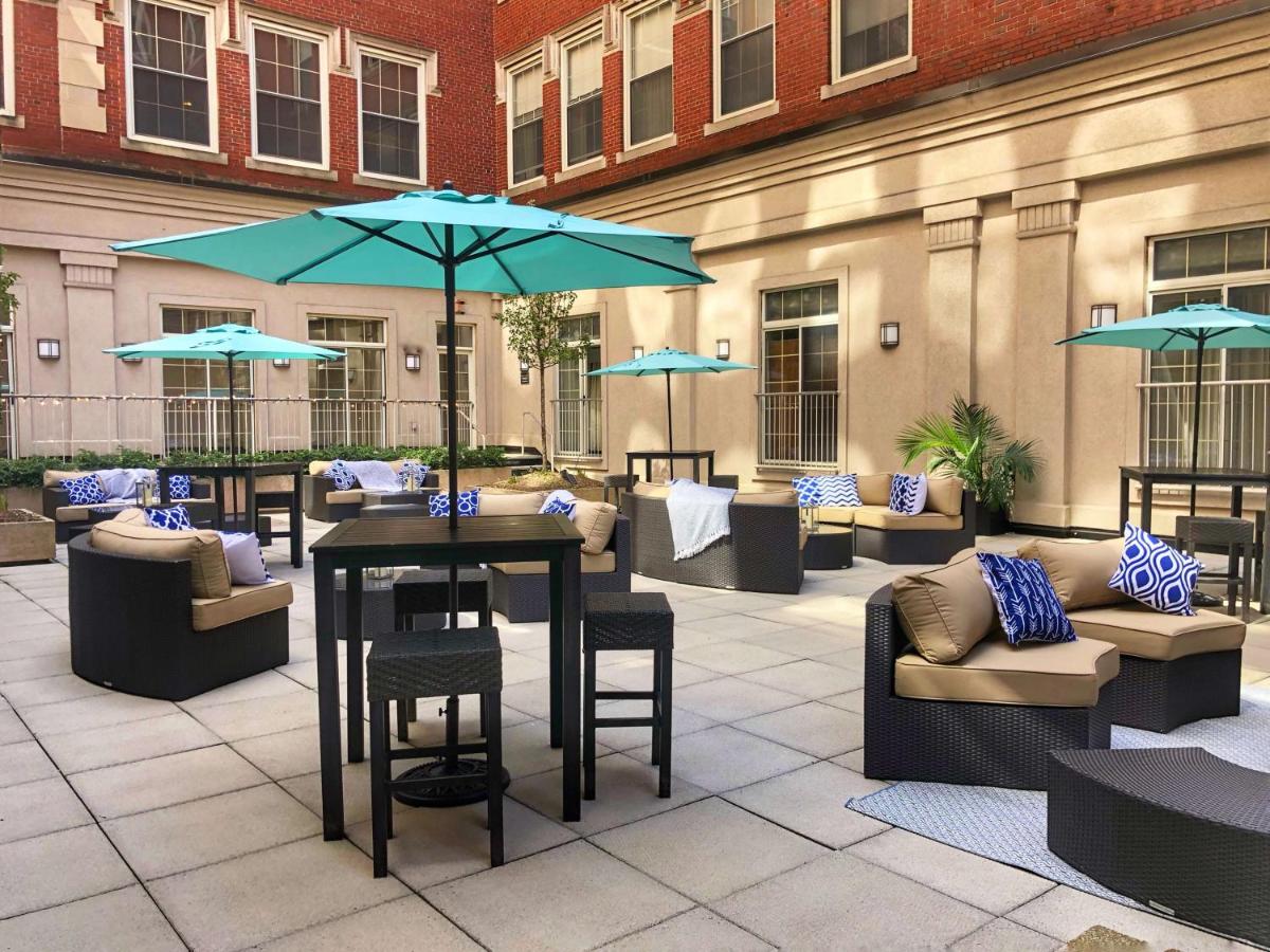 DoubleTree by Hilton Hotel Boston - Downtown - image 2