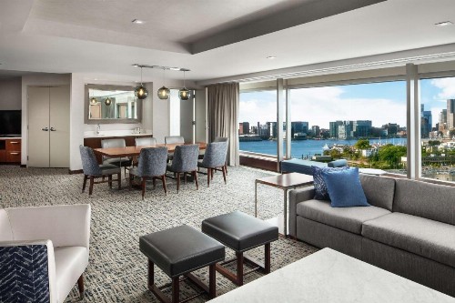 Hilton Boston Logan Airport - image 15
