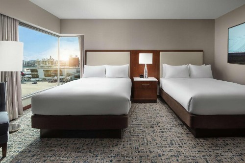Hilton Boston Logan Airport - image 19