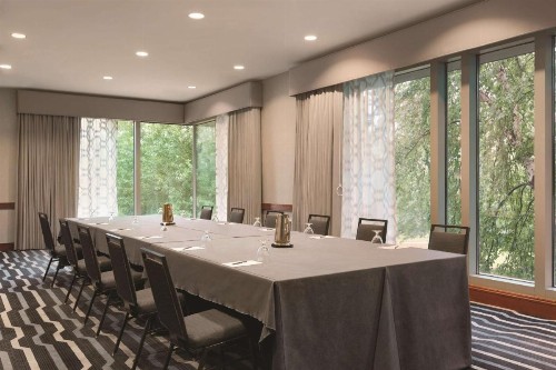Hilton Boston Logan Airport - image 28
